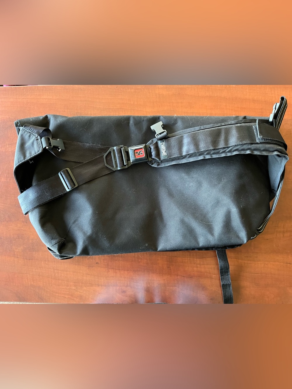 Chrome Industries Metropolis Messenger Bag - 40L - Picture 5 of 5